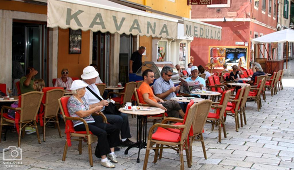 Central Sibenik Apartments Екстер'єр фото